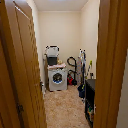 Business And Leisure In Mladost 2 With Free Garage Apartament Sofia