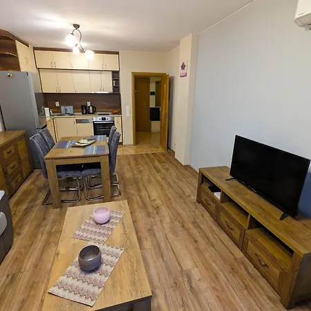 Business And Leisure In Mladost 2 With Free Garage Апартаменты София